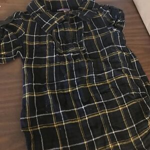 Sugar Lips size small adorable plaid top
